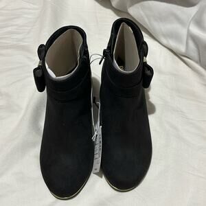 Childrens place 2 black ankle black boot gold accents side bow side zip nwt